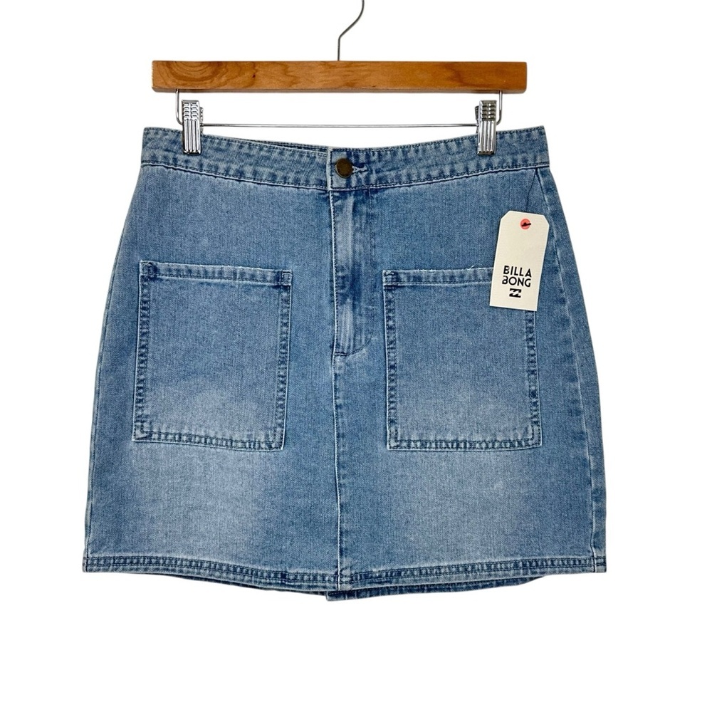 Billabong Womens Denim Mini Skirt Size 30 Blue Medium Wash Pockets NWT
